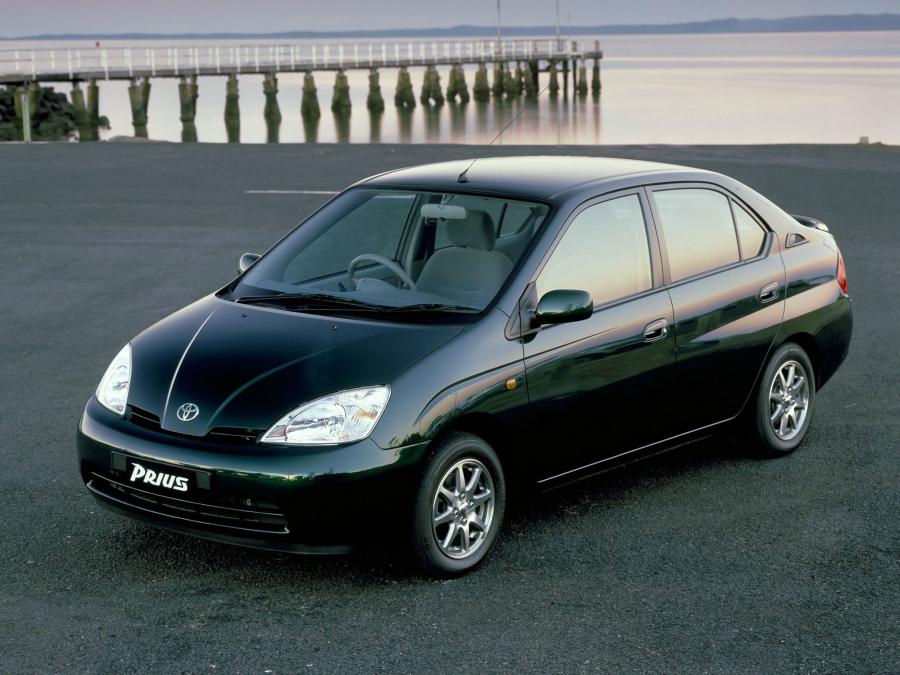  Toyota Prius 2001 года  (AU) (фото 14 из 23)